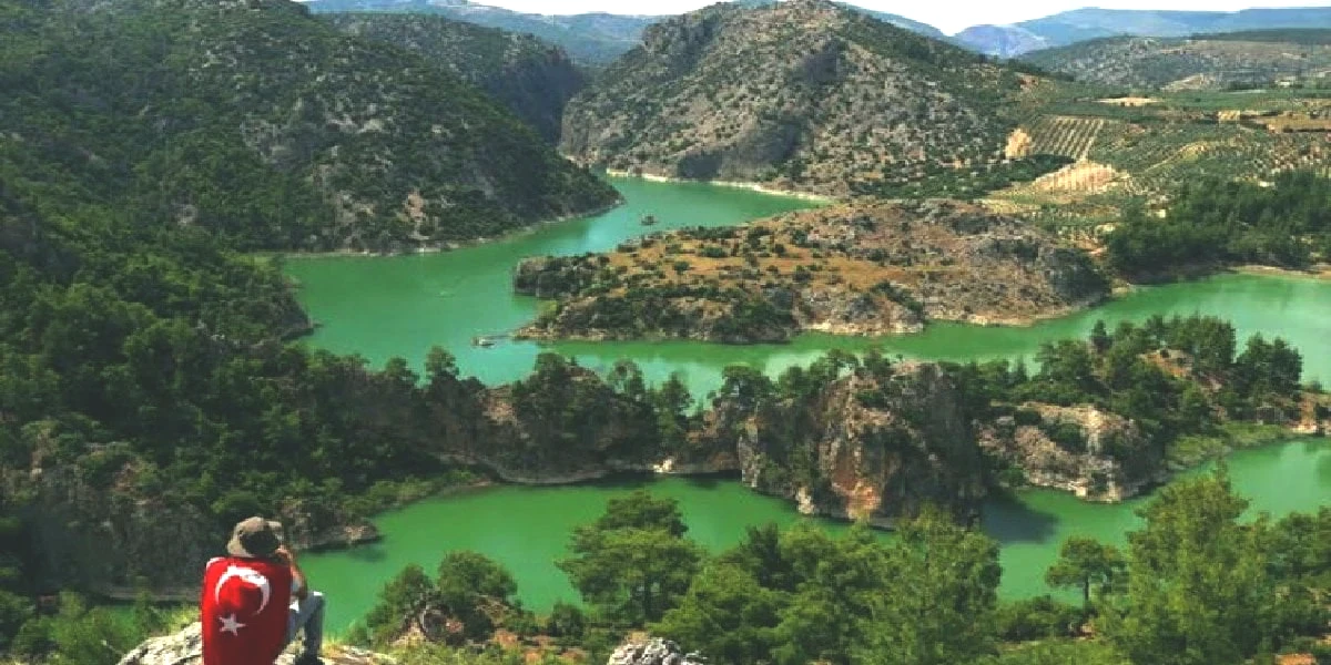 bozdogan.jpg