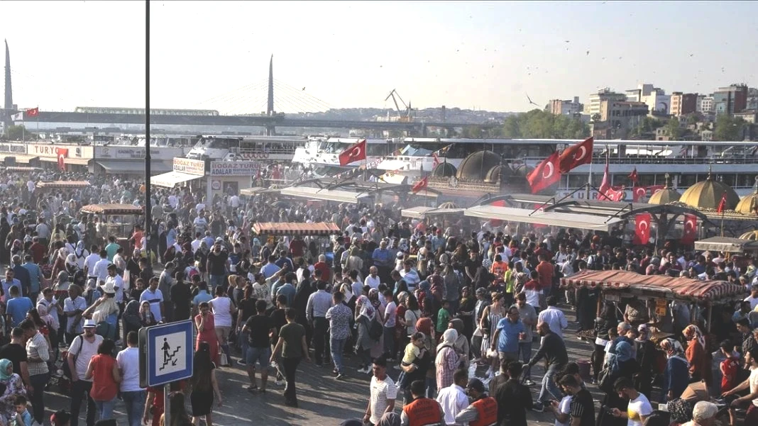 issizlikte-son-durum-aciklandi-tuik-verilerinde-o-yas-araligi-dikkat-cekti-peki-hangi-yas-grubu-daha-cok-etkilendi-1.jpg