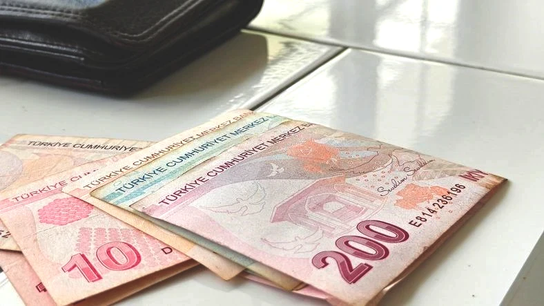 Zamlı emekli ve memur maaşı 2025 ne kadar oldu? Yeni memur ve emekli maaş zammı hesaplaması ( En düşük emekli ve memur maaşı ne kadar olacak) - 4