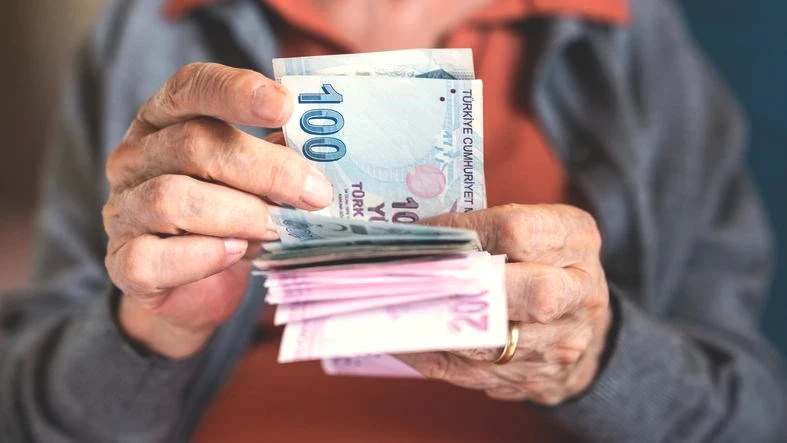 En düşük ve en yüksek zamlı emekli maaşı tutarları | 2025 Temmuz 4A-4B-4C emekli maaşı hesaplama: En düşük emekli aylığı kaç TL oldu? - 4